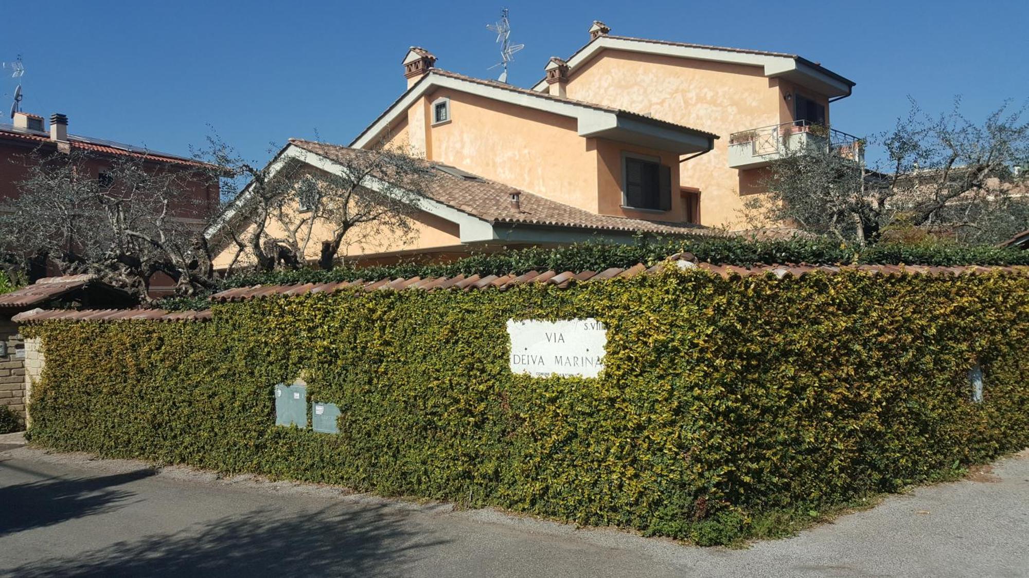 Aurelia Garden Gold B&B — Photos 3